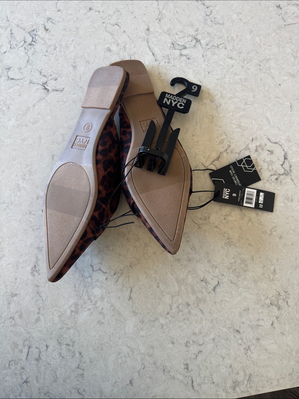 NWT MADDEN NYC Leopard Print Pointed Toe Mules with Gold Accent women’s 9 - Picture 3 of 6